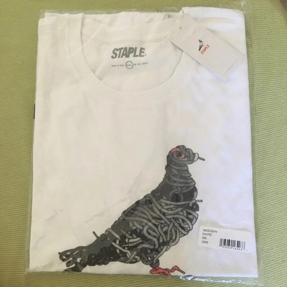 HOST PICK*** New Staple Pigeon “Laces” T-Shirt - Picture 1 of 3